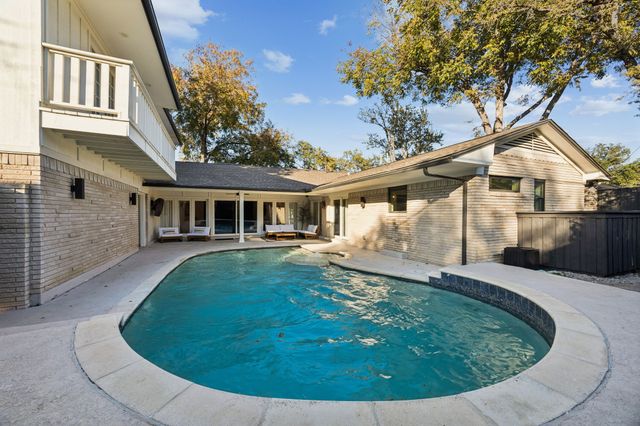 6214 Danbury Lane, Dallas, TX 75214