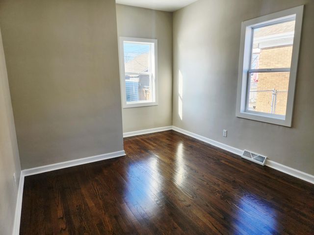 418 Taft Street, Gary, IN 46404