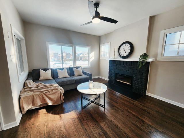 418 Taft Street, Gary, IN 46404