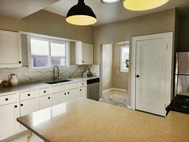 418 Taft Street, Gary, IN 46404