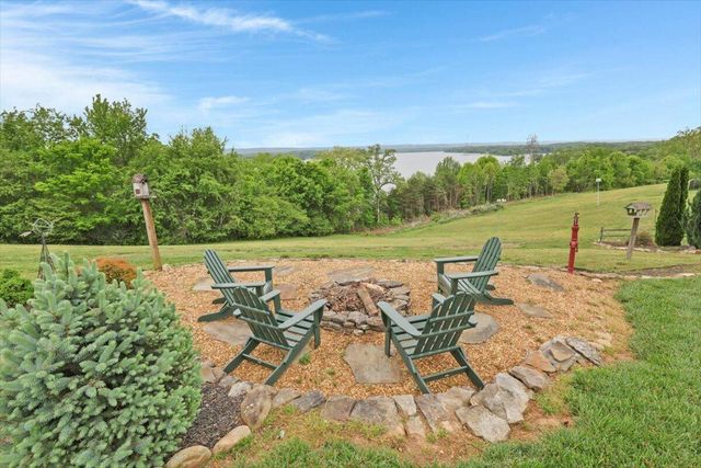 6201 Breezy Hollow Lane, Harrison, TN 37341