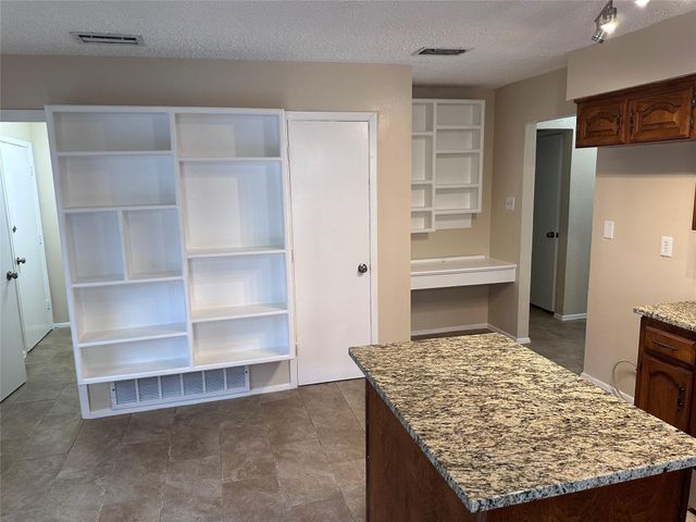 2005 Glencrest Lane, Garland, TX 75040