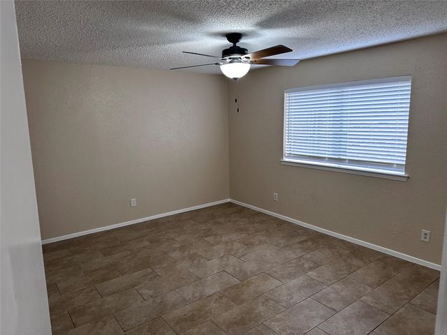 2005 Glencrest Lane, Garland, TX 75040