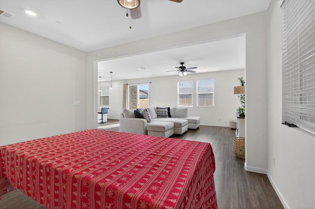 60 Vicenza Dr, Stockton, CA 95209