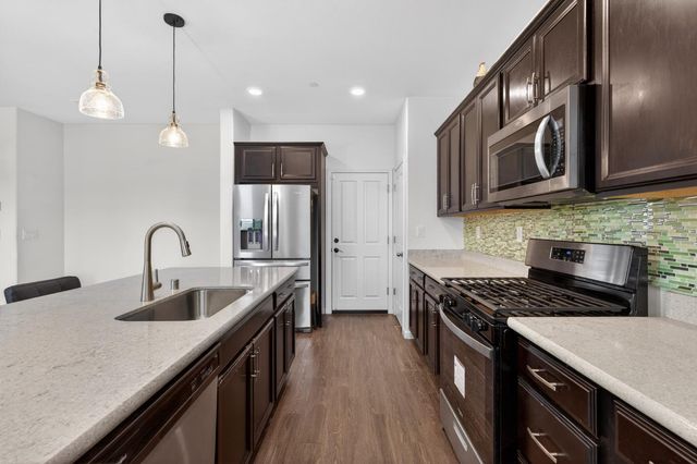 60 Vicenza Dr, Stockton, CA 95209