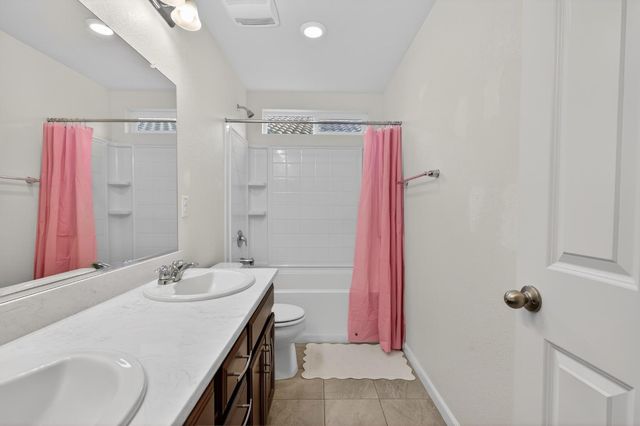 60 Vicenza Dr, Stockton, CA 95209