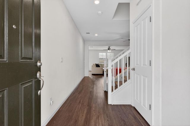 60 Vicenza Dr, Stockton, CA 95209