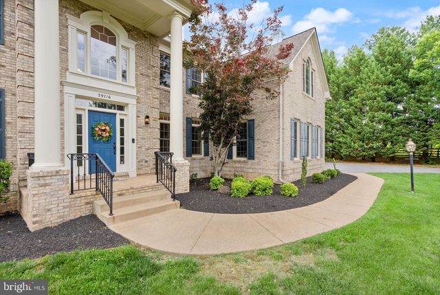 39716 GOLDEN SPRINGS CT, Hamilton, VA 20158