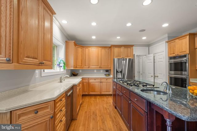 39716 GOLDEN SPRINGS CT, Hamilton, VA 20158