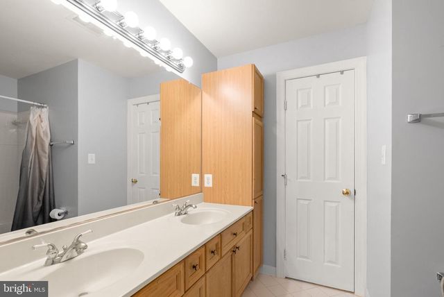 39716 GOLDEN SPRINGS CT, Hamilton, VA 20158