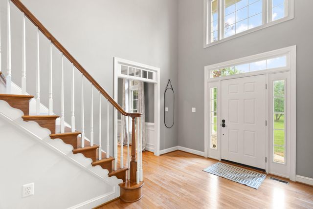 39716 GOLDEN SPRINGS CT, Hamilton, VA 20158