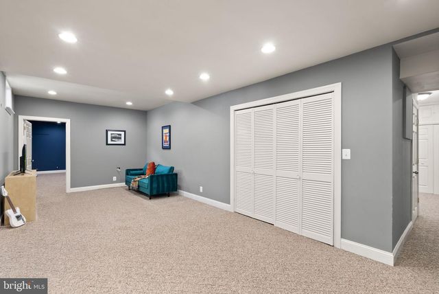 39716 GOLDEN SPRINGS CT, Hamilton, VA 20158