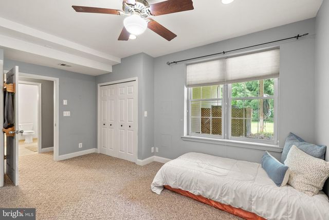 39716 GOLDEN SPRINGS CT, Hamilton, VA 20158