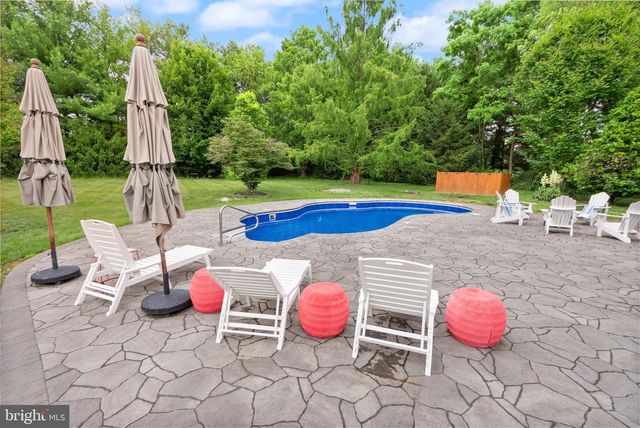 39716 GOLDEN SPRINGS CT, Hamilton, VA 20158
