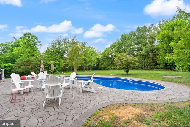 39716 GOLDEN SPRINGS CT, Hamilton, VA 20158