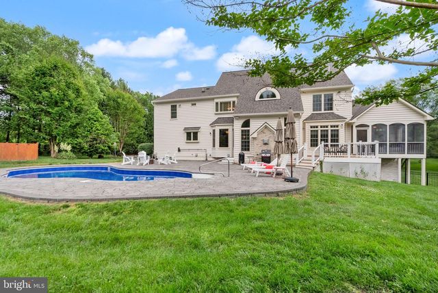 39716 GOLDEN SPRINGS CT, Hamilton, VA 20158