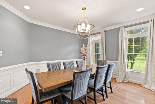 39716 GOLDEN SPRINGS CT, Hamilton, VA 20158