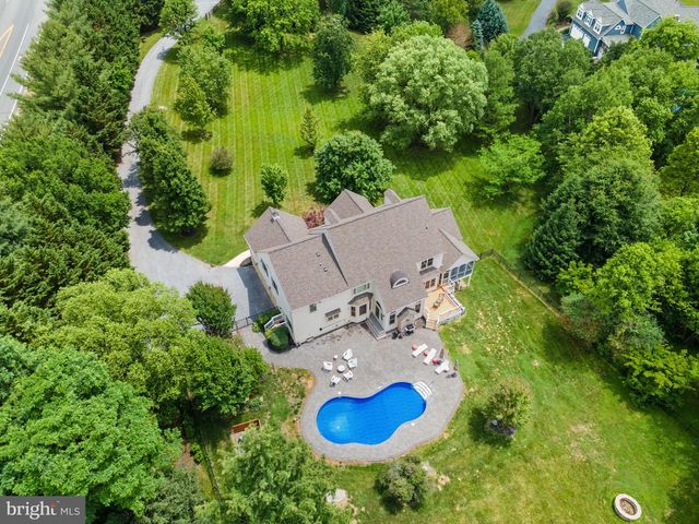 39716 GOLDEN SPRINGS CT, Hamilton, VA 20158