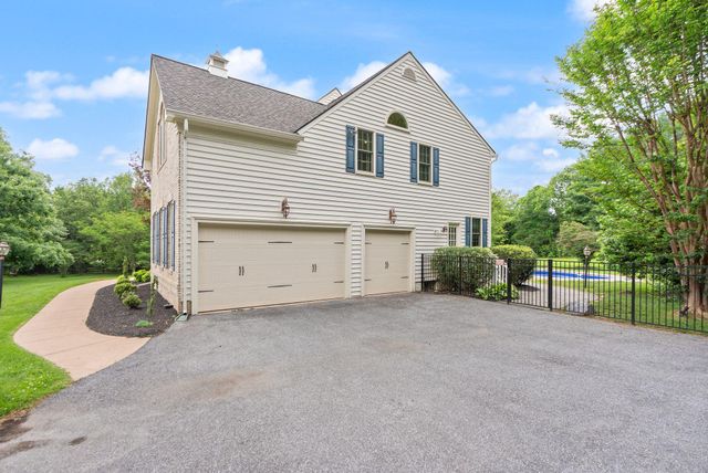 39716 GOLDEN SPRINGS CT, Hamilton, VA 20158
