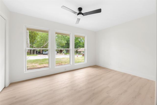 1403 Creekview DR, Round Rock, TX 78681