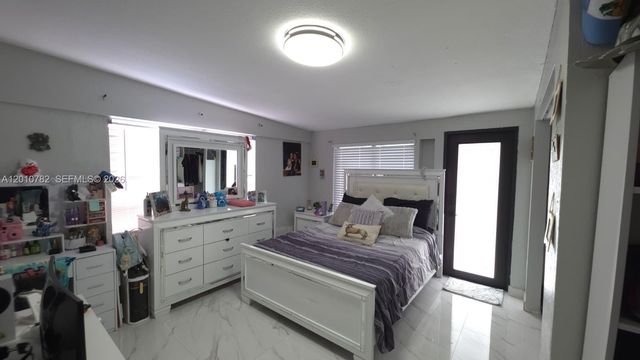 3162 NW 168th Ter, Miami Gardens, FL 33056