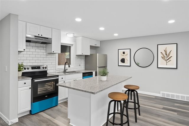 1423 Narragansett Boulevard, Lorain, OH 44053