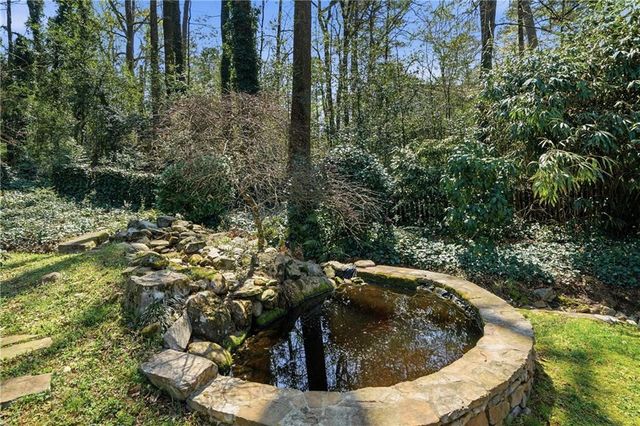 205 Berwick Drive NE, Atlanta, GA 30328