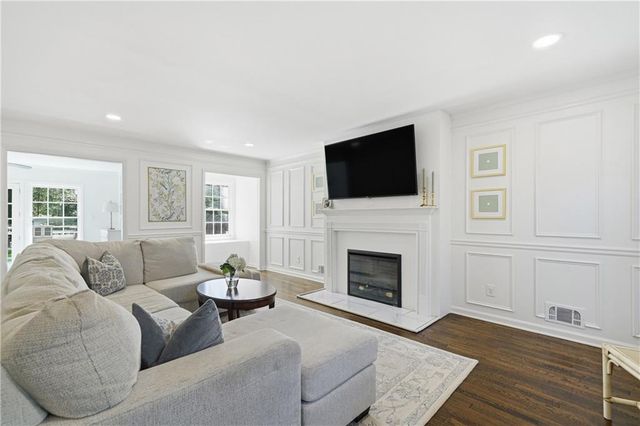 205 Berwick Drive NE, Atlanta, GA 30328