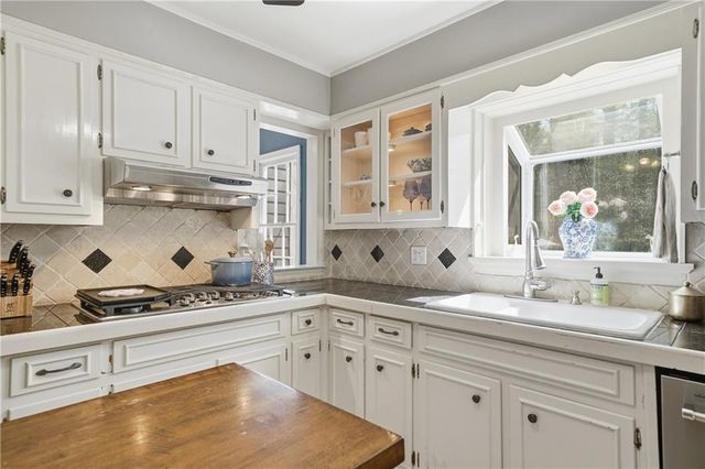 205 Berwick Drive NE, Atlanta, GA 30328