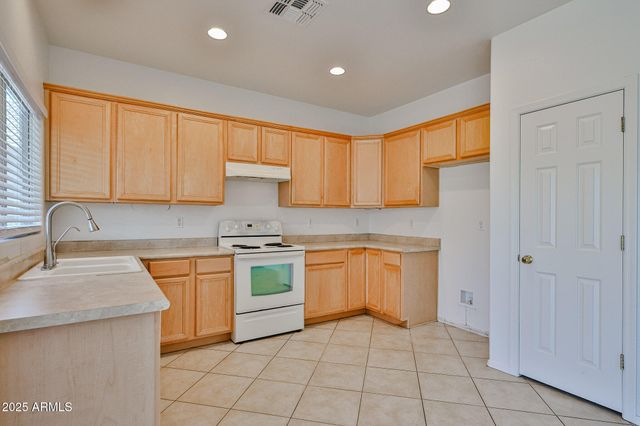 14584 W WATSON Lane, Surprise, AZ 85379