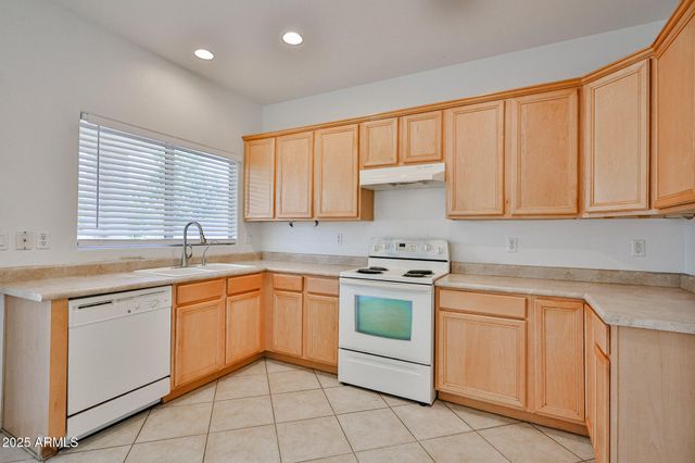 14584 W WATSON Lane, Surprise, AZ 85379