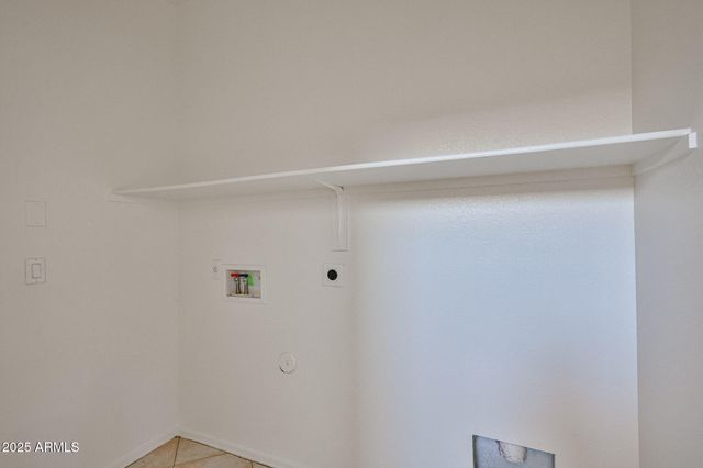 14584 W WATSON Lane, Surprise, AZ 85379