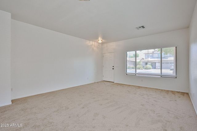 14584 W WATSON Lane, Surprise, AZ 85379