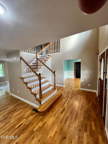 9269 Mountain Cove Road, Pound, VA 24279