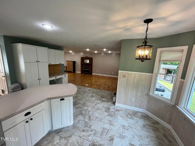 9269 Mountain Cove Road, Pound, VA 24279