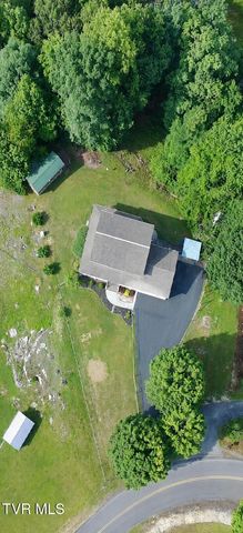 9269 Mountain Cove Road, Pound, VA 24279