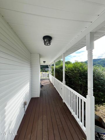 9269 Mountain Cove Road, Pound, VA 24279