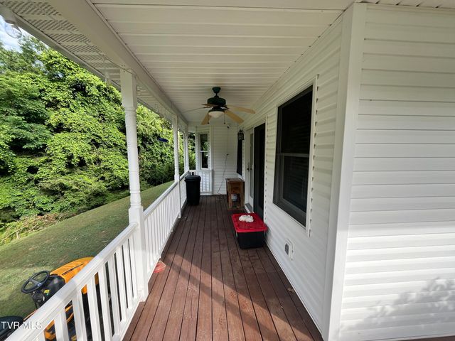 9269 Mountain Cove Road, Pound, VA 24279