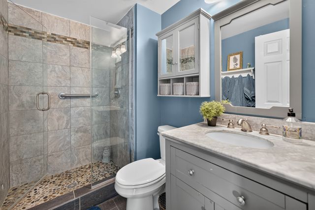 87 Whittington Course, St. Charles, IL 60174