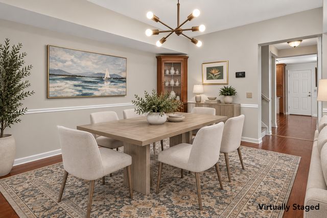 87 Whittington Course, St. Charles, IL 60174