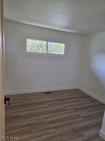 9079 N Plaza Drive, Northfield, OH 44067