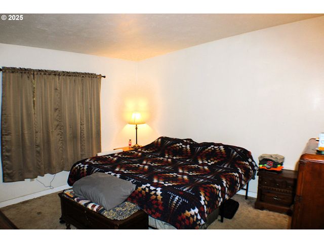 231 ARROW Way, Myrtle Creek, OR 97457