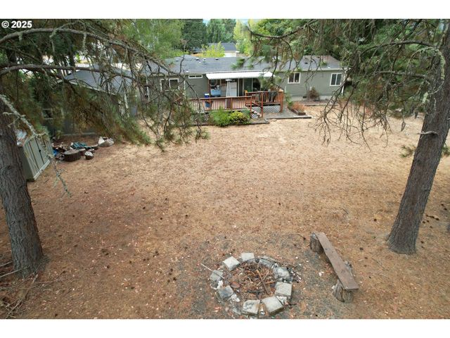 231 ARROW Way, Myrtle Creek, OR 97457