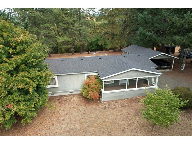 231 ARROW Way, Myrtle Creek, OR 97457