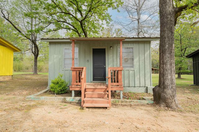 8880 FM 729, Avinger, TX 75630