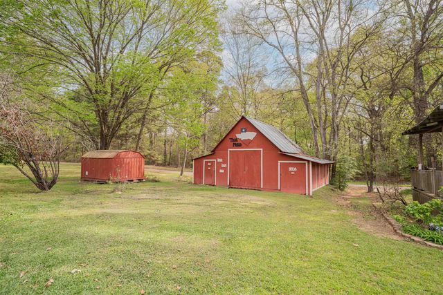 8880 FM 729, Avinger, TX 75630