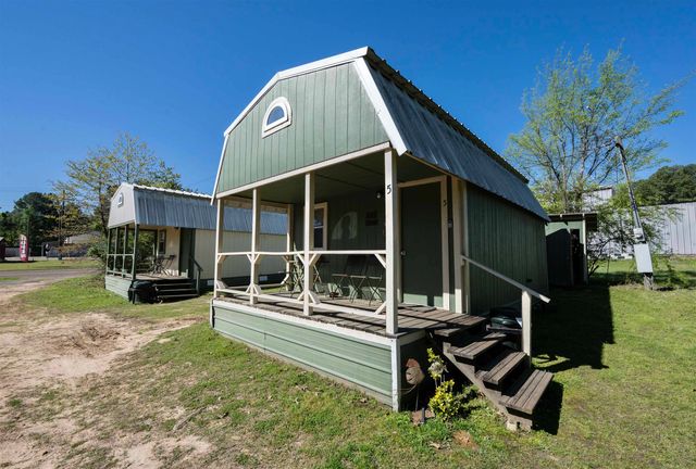 8880 FM 729, Avinger, TX 75630