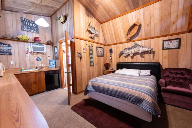 8880 FM 729, Avinger, TX 75630