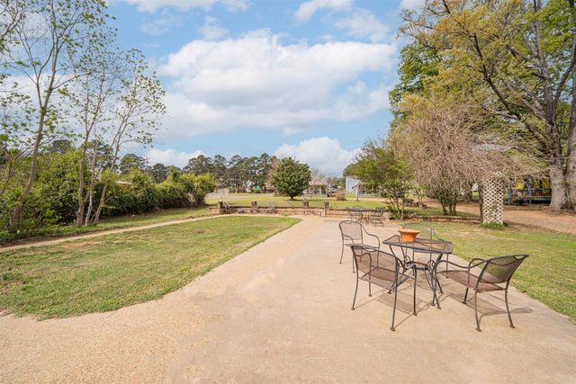 8880 FM 729, Avinger, TX 75630