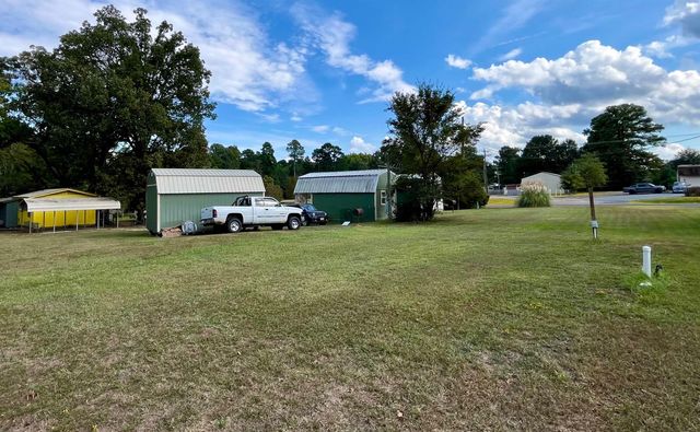 8880 FM 729, Avinger, TX 75630